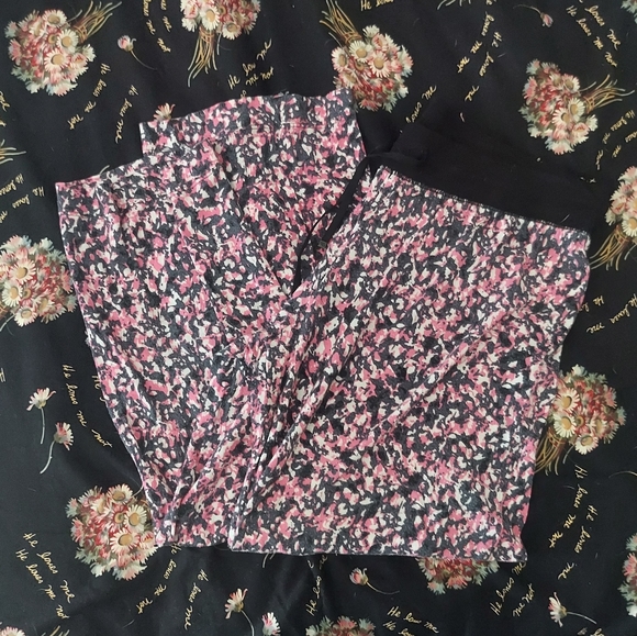 DKNY Lounge Capris - Picture 6 of 8